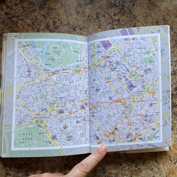 Insight City Guide - London Guidebook Travel Book - Picture 15 of 16